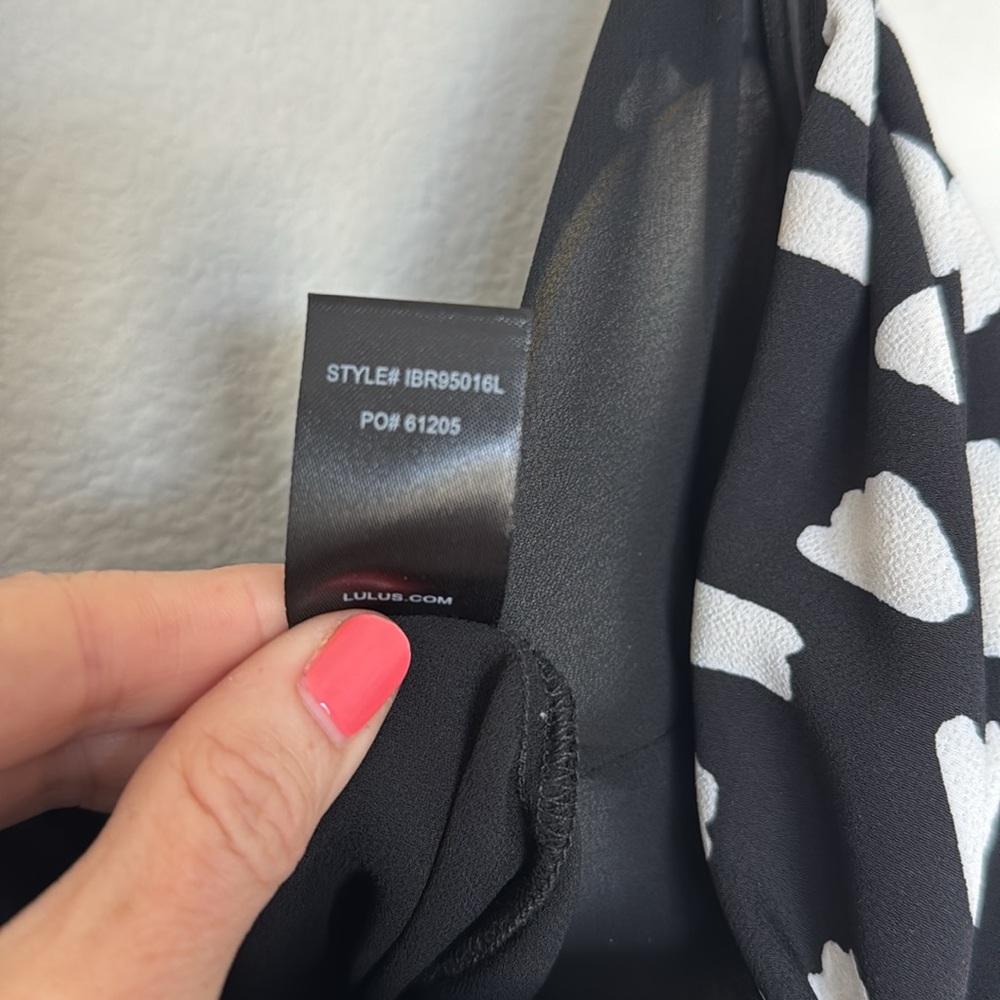Lulus Inez Black And White Print Tie-front Romper - Size L LIKE NEW WORN ONCE - Picture 12 of 12